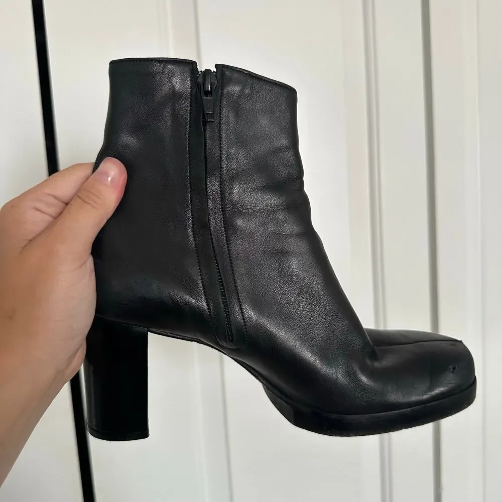 Robert Clergerie Paris Block Heel Zip Ankle Leather Boots Black Size 7